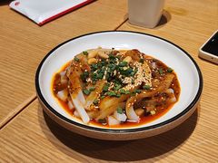 -渝信川菜 · 川味家常菜(财富购物中心店)