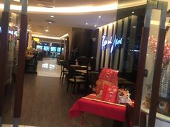 -必胜客(WOW中心城店)