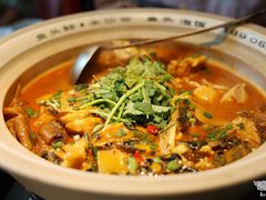 -魏铭鱼头捞饭(晋阳路店)