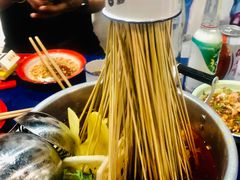 -马路边边麻辣烫联盟路店