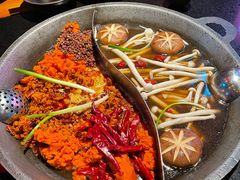 菌菇鸳鸯锅-珮姐老火锅(新街口店)