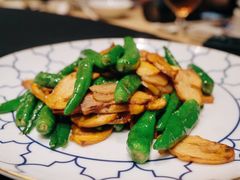 云椒爆牛肝菌-新荣记(椒江店)