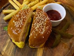 -羽深肉铺 Steak & Wine