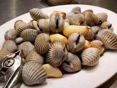 生腌血蛤-胡须佬鸡煲四季火锅(海雅缤纷城店)