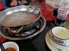-老石黑山羊毛驴肉火锅(金凯广场店)