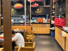 -九锅一堂酸菜鱼(新南凯德直营店)