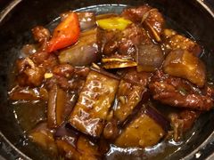 黑椒牛仔骨茄子煲-虾饺妹·酒家(金碧店)