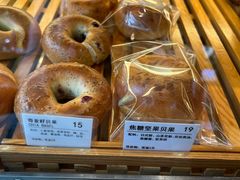 -WHEN PIGS FLY当猪飞