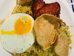 -新大咀港式茶餐厅(宝山万达店)