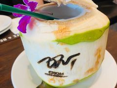 -Chom Cafe and Restaurant