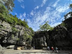 -梭布垭石林景区