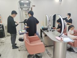 -安蒂护肤造型