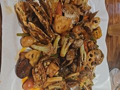 -东来菜馆•手抓海鲜家常菜•海鲜锅贴(鸽子窝店)