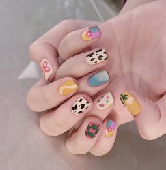 -莎拉美学·美甲美睫