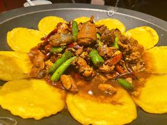 金饼地锅鸡-掌柜的店·河南菜(新天地店)