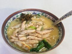 招牌黄鱼面-明呈黄鱼面馆(斜土路店)