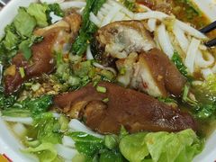 -明姨仔潮汕美食·碳炉猪脚·汕尾牛腩饭·起片鸡煲(起义路店)