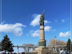 -人民防洪胜利纪念塔