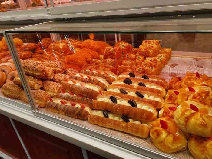 龙山村烘焙工坊(疃里店)-"喜欢他家黄金乳酪面包,还有小元宝,我家宝.