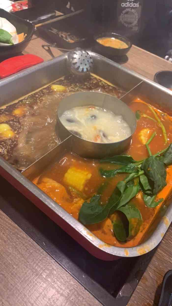 新辣道鱼火锅(九龙山合生汇店)