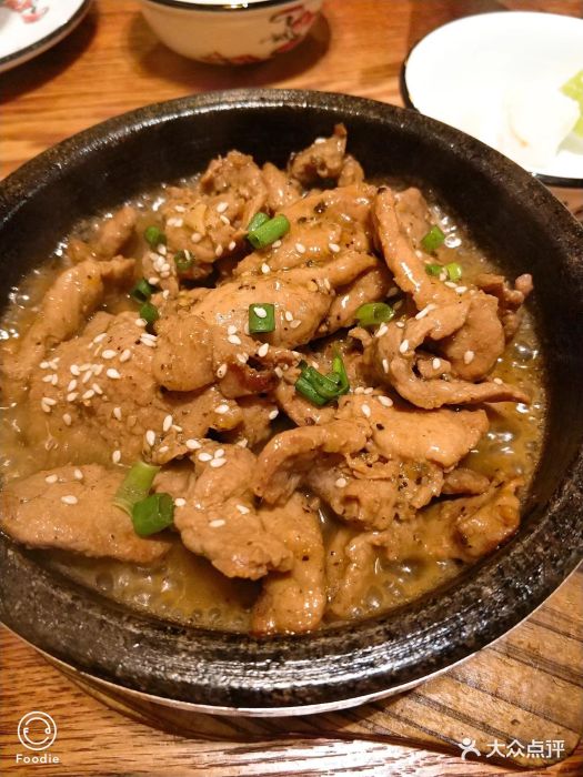 鱼田会(安溪宝龙店)-石锅黑椒牛肉图片-安溪县美食-大众点评网