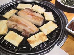 -唯成•韩国炭火烤肉 유성고기