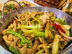 -百盛新疆特色餐厅