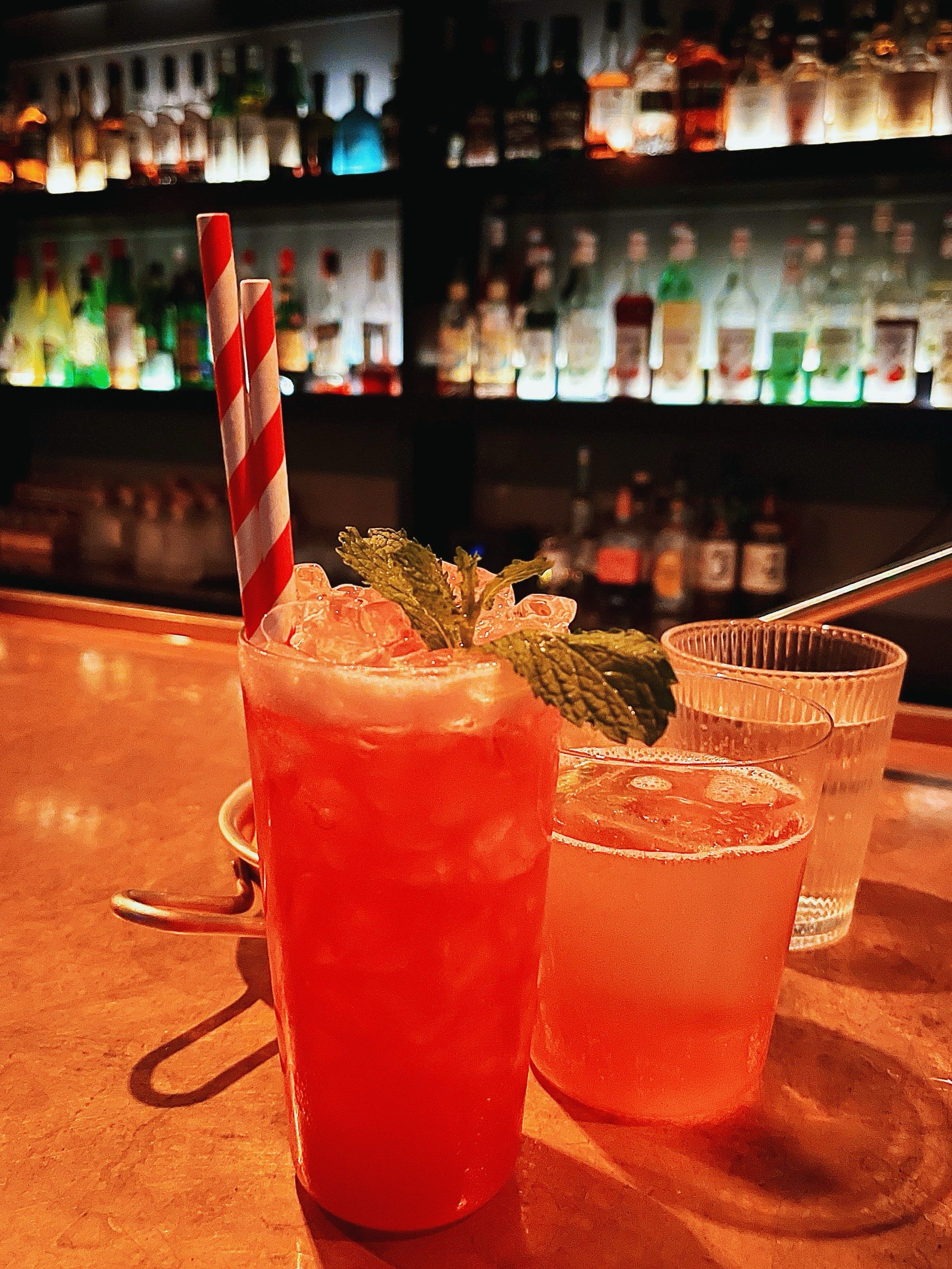 朋友推荐我来喝山楂味的鸡尾酒,释放压力!