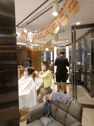 -一東造型烫发染发
