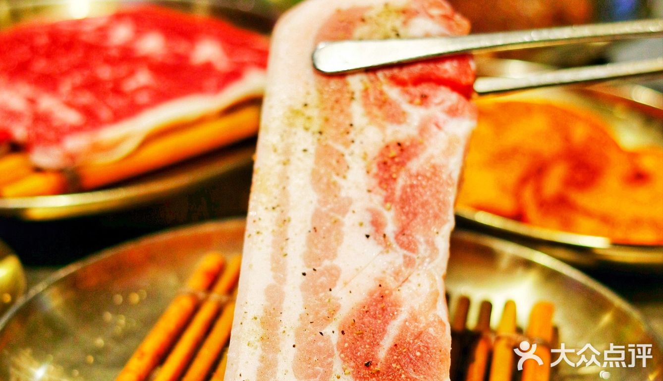 这家自助韩式烤肉店都是好肉肉！大胃王冲！