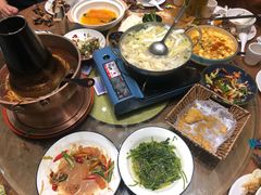 -丁里羊肉小镇(天鹅湖总店)