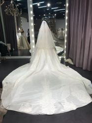 -Lady  Jane高端婚纱礼服馆
