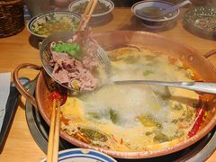 -洱火云南酸菜牛肉火锅(石景山当代商城店)