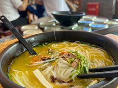 -桥香园过桥米线(国贸店)