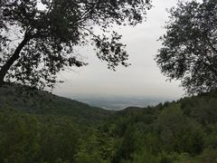 -鬼笑石后山停车场