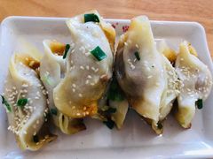酸辣汤-小姜锅贴(凤凰街店)