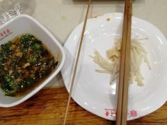 -袁记串串香(泉水轻轨站店)