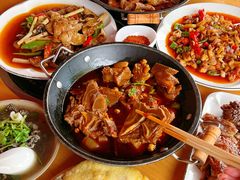 -大众跷脚牛肉馆·非遗传承单位(峨眉山店)