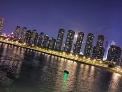 -南京眼步行桥