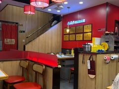 -鲁员外地锅鸡地锅鱼(古墩路店)