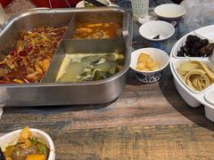 -鸡遇虾煲干锅火锅(小寨金莎店)
