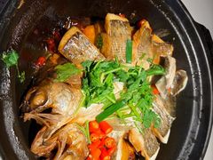生焖海鲈鱼-茄子恰恰·新云南小炒(钱王街店)