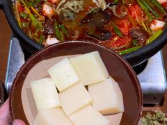 -黔有有贵州酸汤夺夺粉火锅(五味十字店)