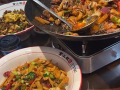 -富正毅三下锅(体育馆店)