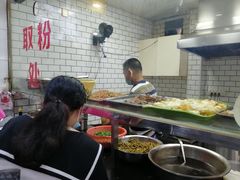 -覃肥叔桂林米粉(粮道街店)