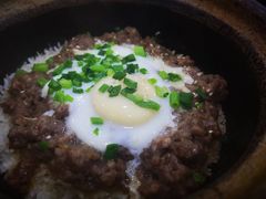窝蛋牛肉煲仔饭-红星光发煲仔饭(大石街店)