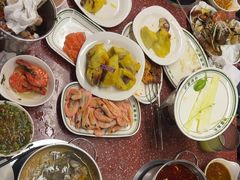 -四囍码头海鲜烧烤自助火锅(外滩南京东路悦荟广场店)
