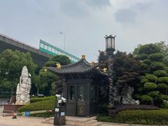 -上海皇廷花园酒店-停车场