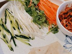 -关东小磨东北菜(上海长风大悦城店)
