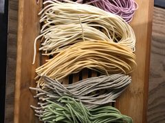 -尚尚仙·酸汤猪手·猪肚鸡火锅(华联万柳购物中心店)